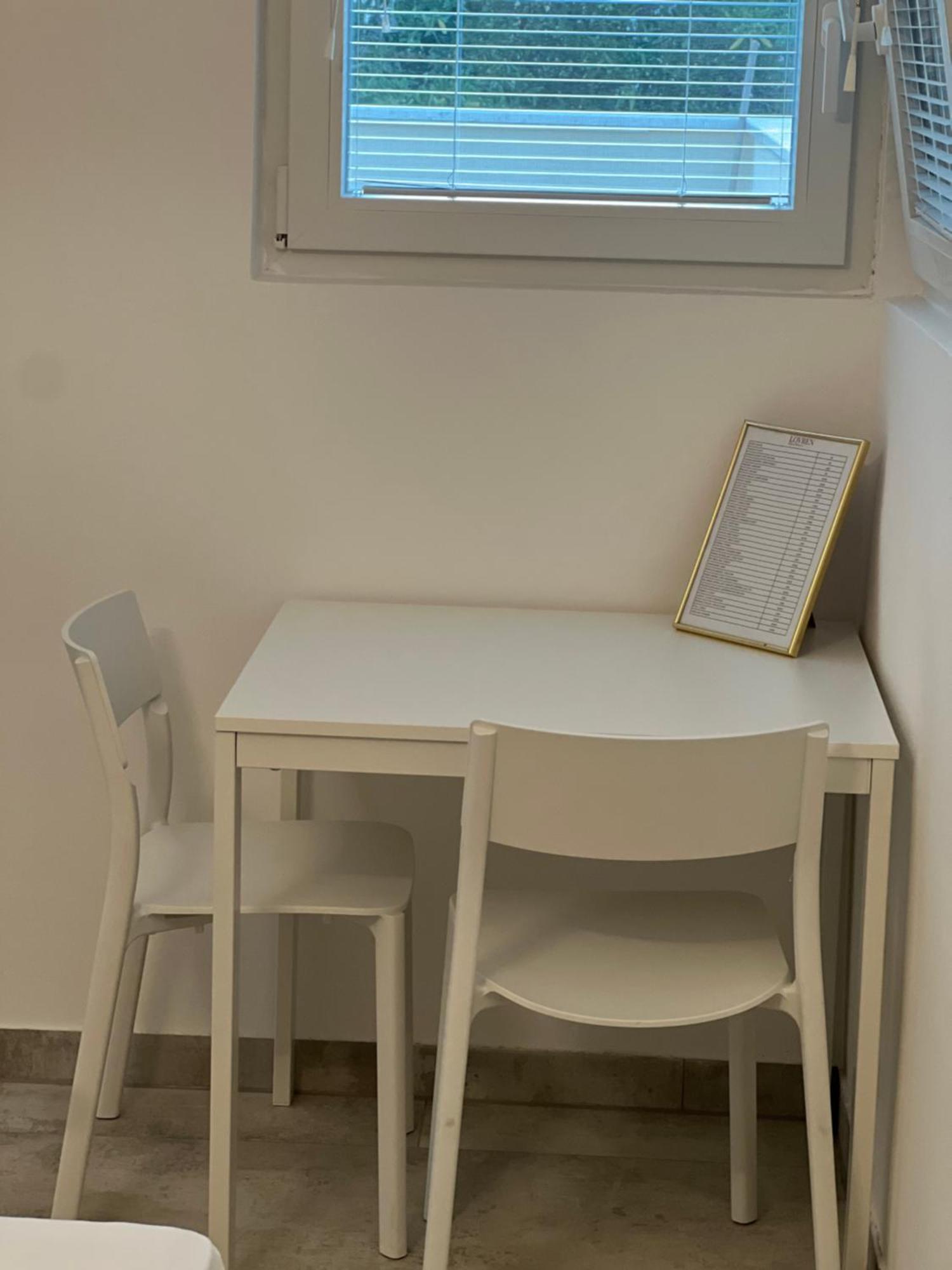 Apartmani Lovren Novalja Exteriér fotografie